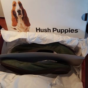 Beautiful moss green suede ballet flats